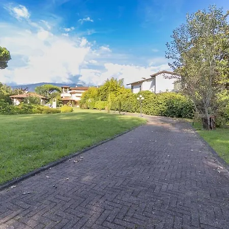 Alberta With Reserved Spot Villa *