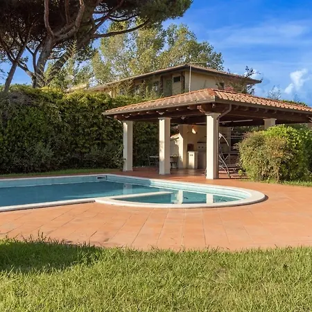 Villa Alberta With Reserved Spot